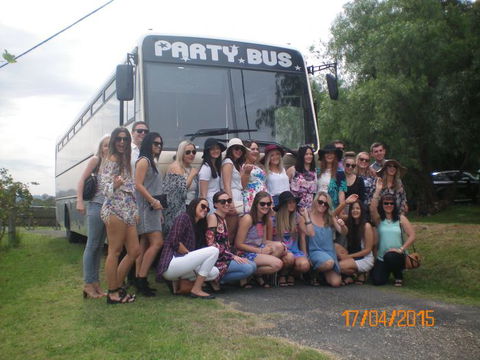R & R Bus And Leisure Hire - SA Accommodation 0