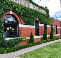 Farmers Arms Hotel  Art Suites Daylesford - SA Accommodation