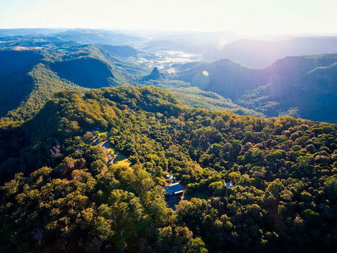 International Park Tours Walking Holidays - SA Accommodation 0