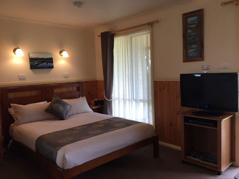 Promhills Cabins - SA Accommodation 2