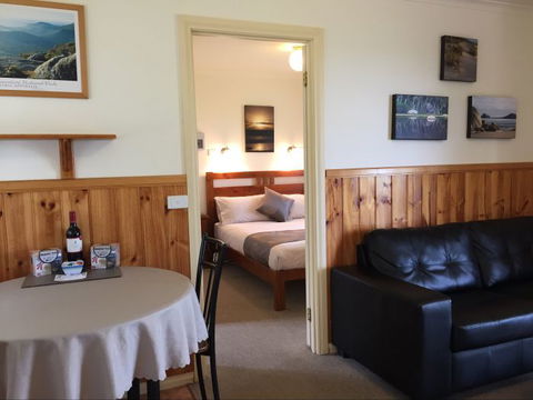 Promhills Cabins - SA Accommodation 10