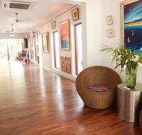 Barefoot Art Food Wine - SA Accommodation