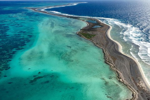 Abrolhos Islands Fixed-Wing Scenic Flight - SA Accommodation 1