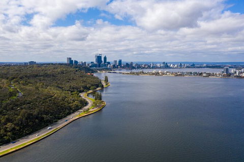 Stand Up Paddle Boarding - 2 Person Lesson - 1 Hour - SA Accommodation 7