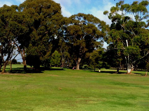 Nathalia Golf Club - SA Accommodation 2