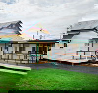 The Old Injune Courthouse and Museum - SA Accommodation
