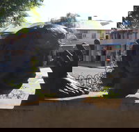 Celebration of life statue Barmera - SA Accommodation