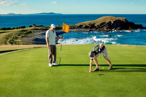 Crescent Head Country Club Golf Course - SA Accommodation 1