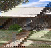 Early Settlers Cottage Solly's Hut - SA Accommodation