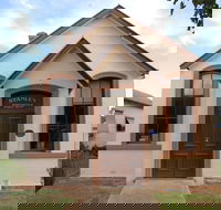 Stanley Athenaeum and Public Room - SA Accommodation