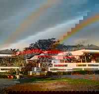 Stefani Hilltop Gallery - SA Accommodation