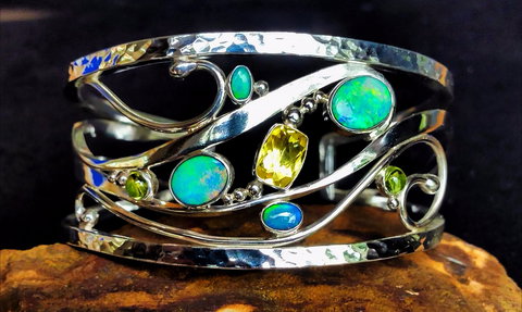 Australian Outback Opals - SA Accommodation 0