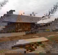 Early Settlers Hut - SA Accommodation