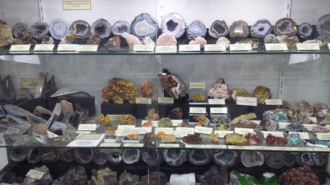 The Ted Elliott Mineral Collection - SA Accommodation 2