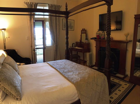 Abbey Of The Roses - SA Accommodation 1