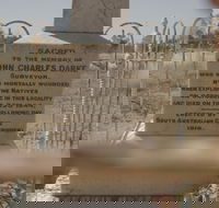 Darke's Grave - SA Accommodation