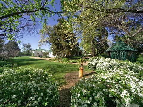 Miss Traill’s House And Garden - SA Accommodation 1