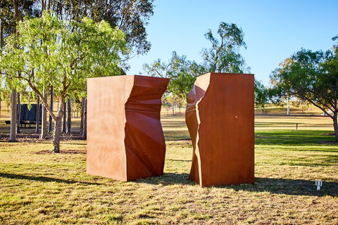 Sculpture Walk At WSU Campbelltown Campus - SA Accommodation 0