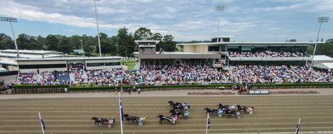 Club Menangle - SA Accommodation 1