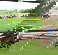 Manning Valley Race Club - SA Accommodation