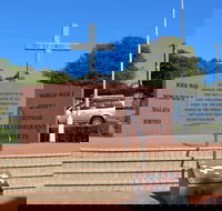 Port Lincoln War Memorial - SA Accommodation