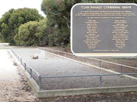 Historic Clan Ranald Shipwreck Graves - SA Accommodation 1