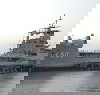 HMAS Tobruk Dive - SA Accommodation