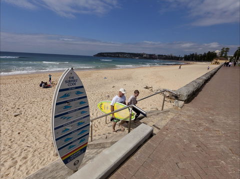 Queenscliff Beach - SA Accommodation 2