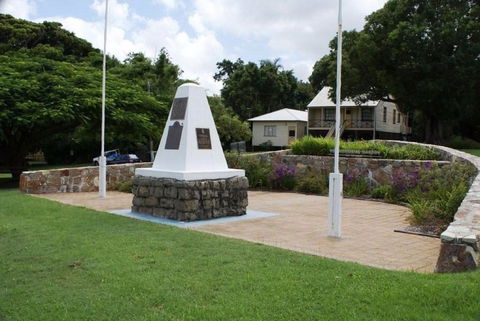 Dunwich War Memorial - SA Accommodation 1