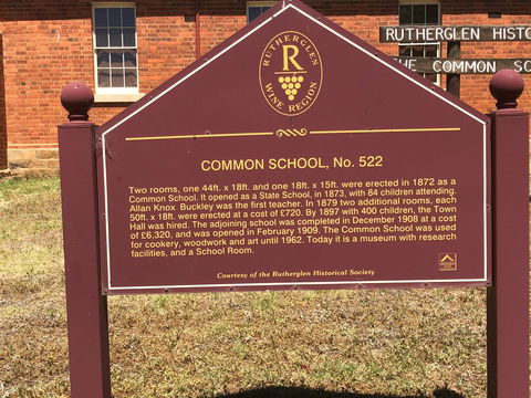 Rutherglen Common School Museum - SA Accommodation 1