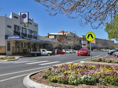 Street Scenes - SA Accommodation 0