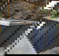 Whitemark Foreshore Picnic Area - SA Accommodation