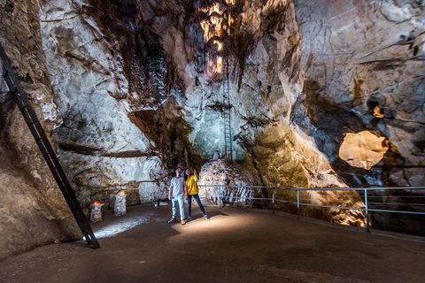 Jenolan Caves: Lucas Cave Tour - SA Accommodation 1