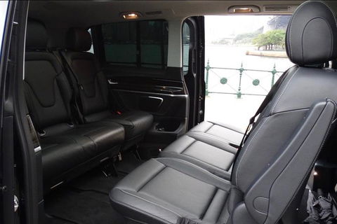 REGAL - Luxury Airport Round Trip, Bespoke Premium Transfer And Tours - SA Accommodation 3