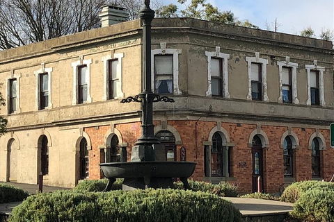 Alices Journeys Guided Walking Tours Of Daylesford - SA Accommodation 0
