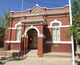 Glenelg NSW SA Accommodation