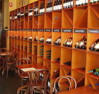 Lina's Bistro A Vin - SA Accommodation