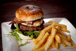 Cross Keys Hotel - SA Accommodation 3