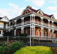 Old England Hotel - SA Accommodation
