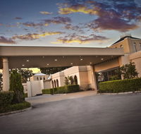 Shangri-La Gardens - SA Accommodation