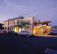 Waterfront Hotel - SA Accommodation