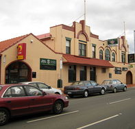 Cooley's Hotel - SA Accommodation