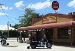 Albion Hotel Swifts Creek - SA Accommodation 3