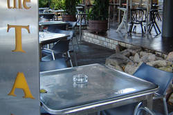 The Tap On Mitchell - Home Of The Fishbowl Cocktail - SA Accommodation 3