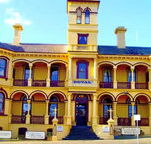 The Queenscliff Historic Royal Hotel - SA Accommodation