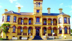 The Queenscliff Historic Royal Hotel - SA Accommodation 0