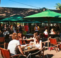 The Beach Hotel - SA Accommodation