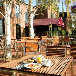 AJs Bar & Bistro - SA Accommodation 2
