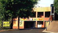 Royal Hotel Drouin - SA Accommodation 3