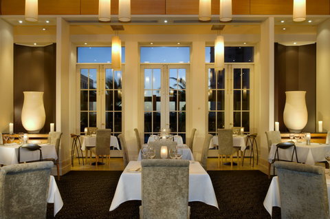 Origins Restaurant At Pan Pacific - SA Accommodation 4